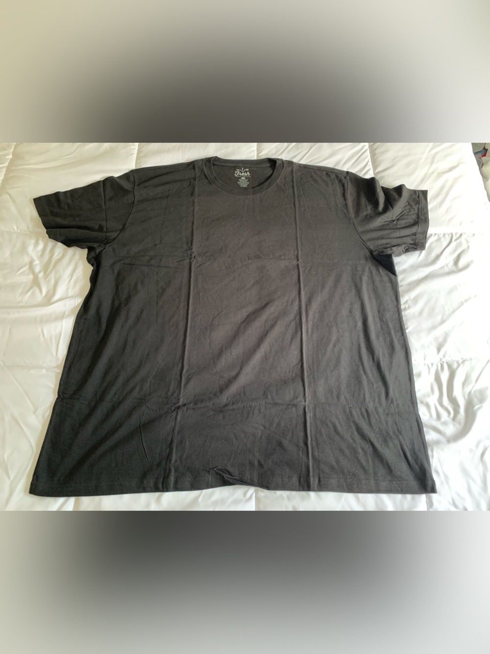 New in package FRESH CLEAN TEES T-shirt mens size 4XL